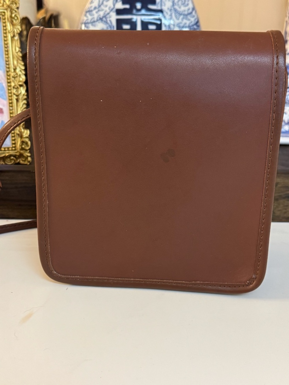 ๐ค VINTAGE VALARIE STEVENS TAN LEATHER CROSSBODY BAG! - Picture 10 of 10